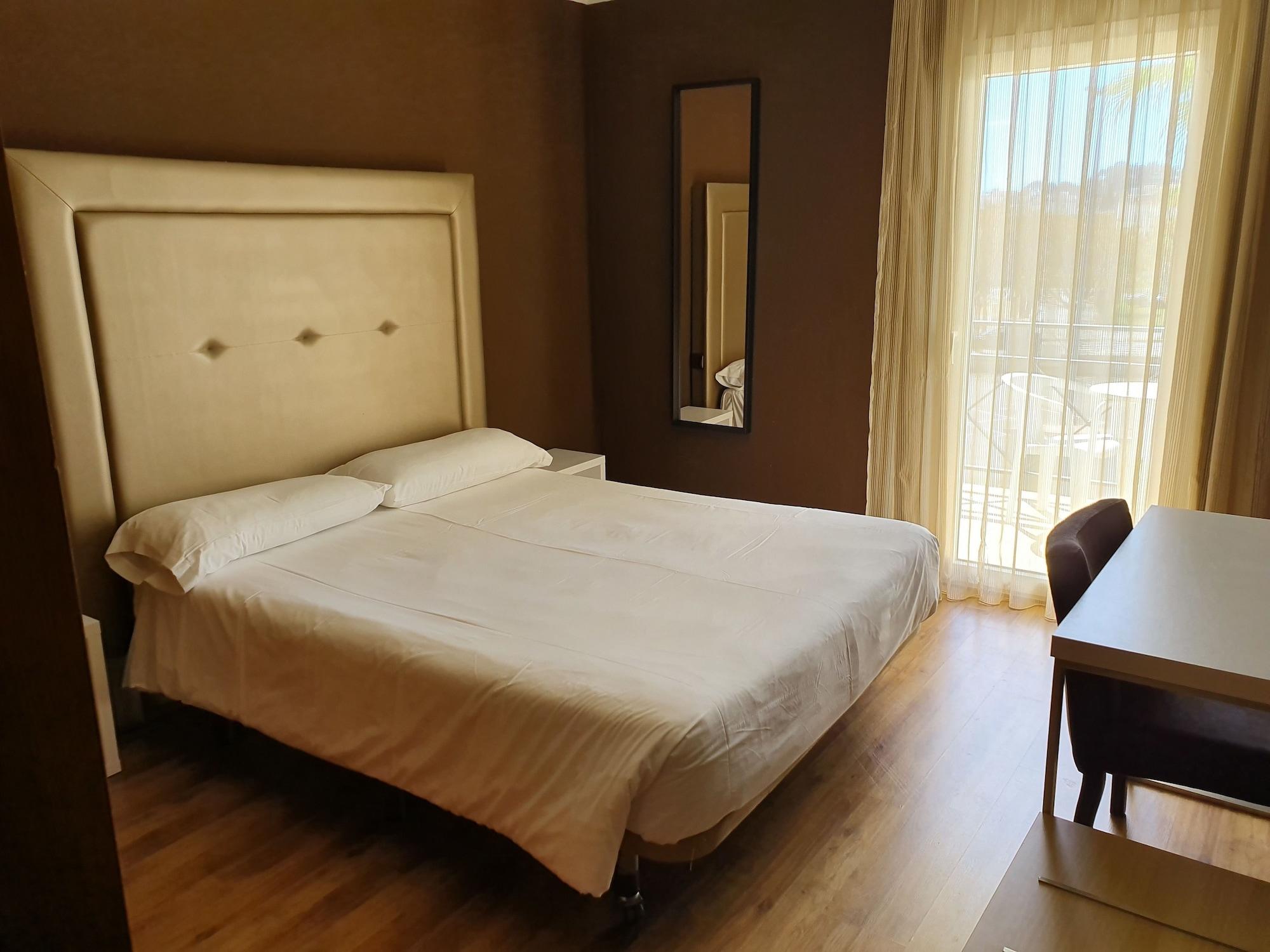 Marina Tossa Hotel ตอสซาเดมาร์ ภายนอก รูปภาพ