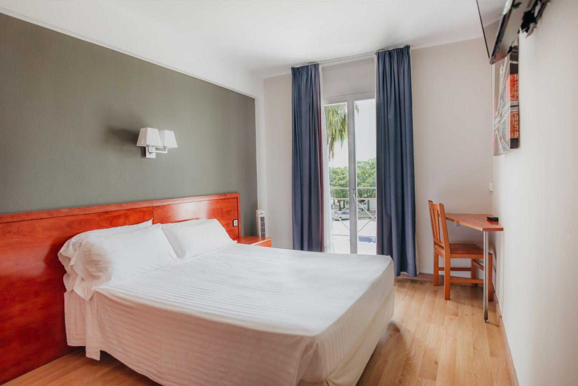 Marina Tossa Hotel ตอสซาเดมาร์ ภายนอก รูปภาพ